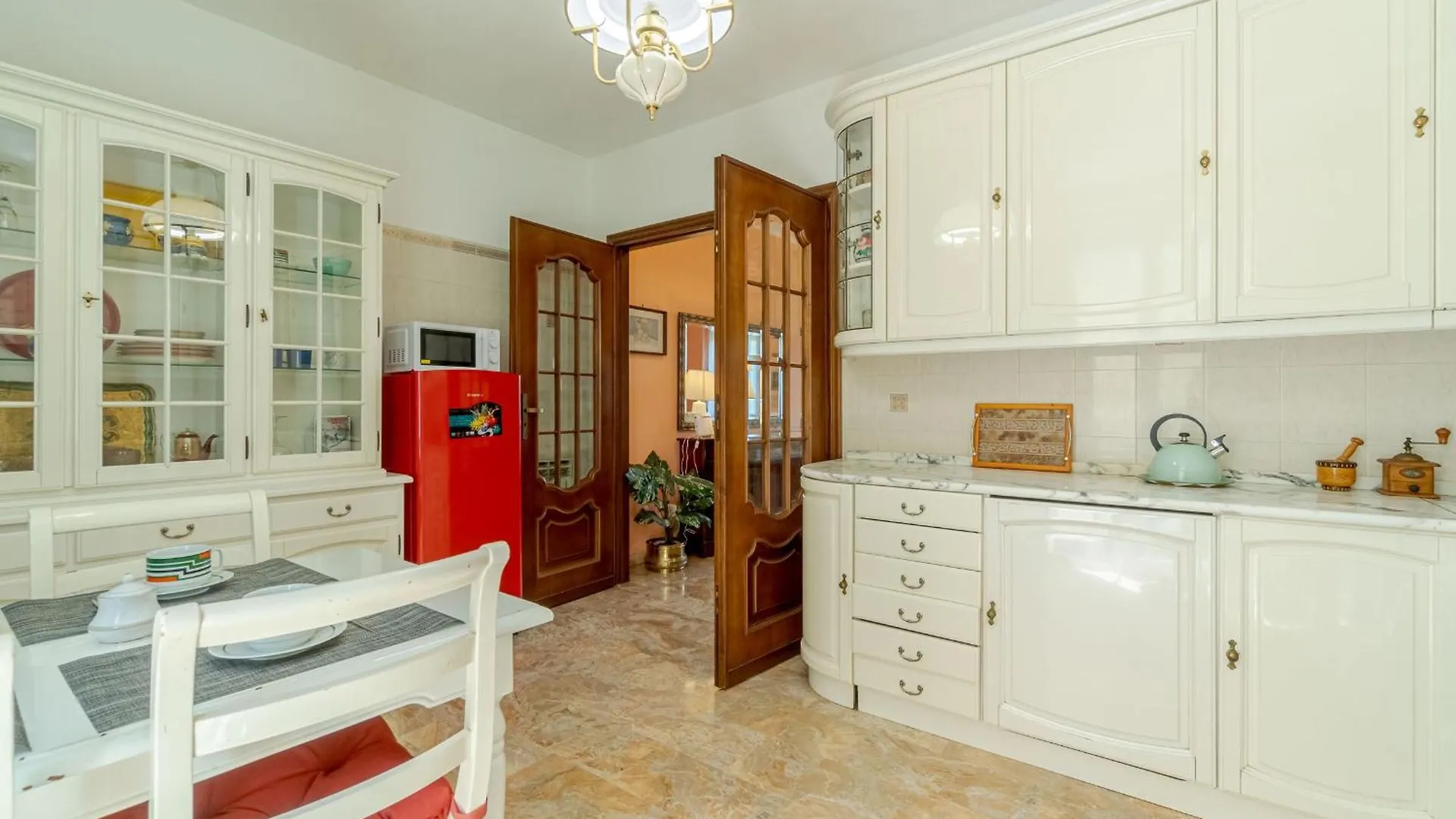 Colle Degli Ometti Vintage Chic Flat Apartment Genoa 0*,  Italy