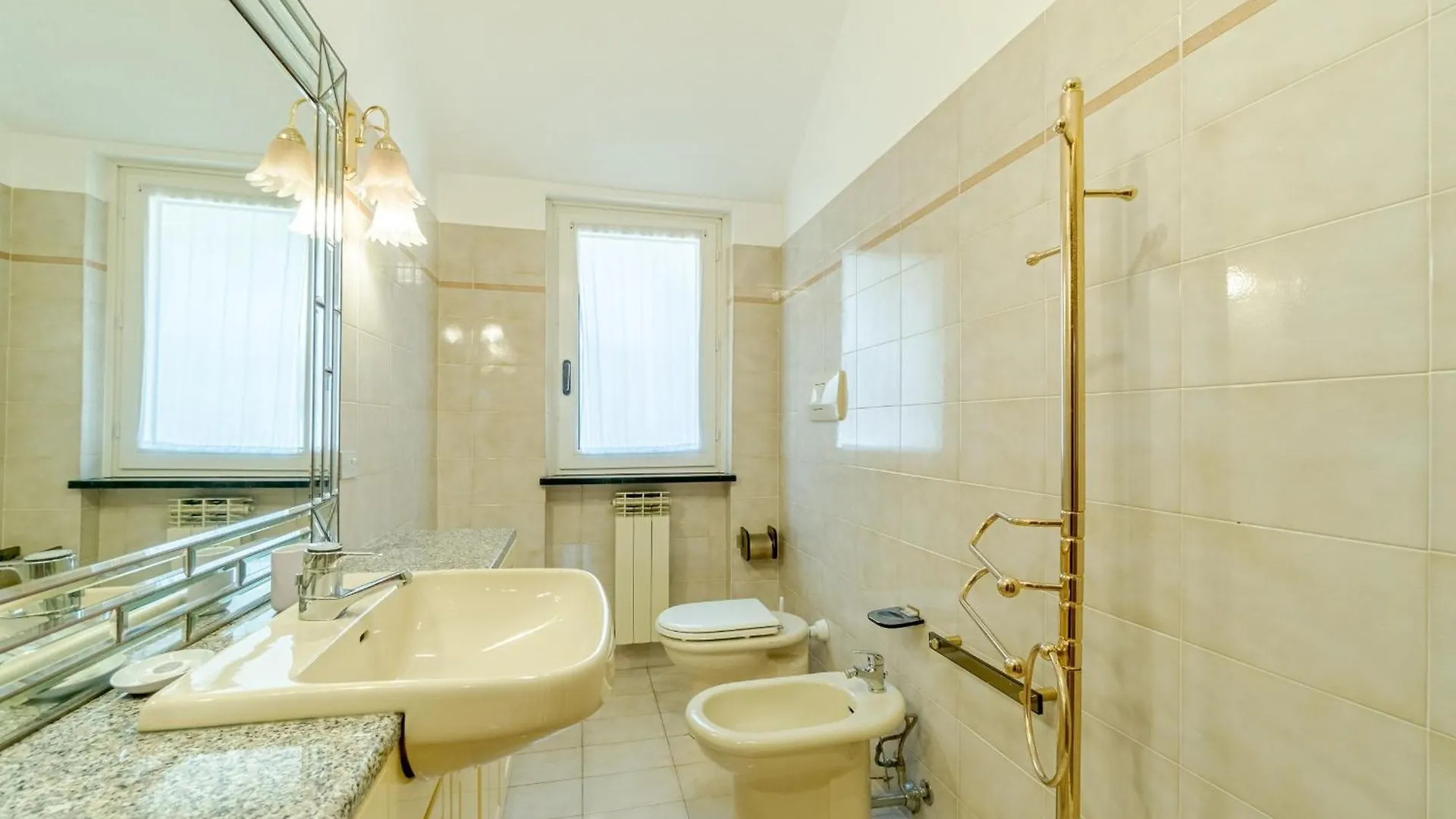 Colle Degli Ometti Vintage Chic Flat Apartment Genoa