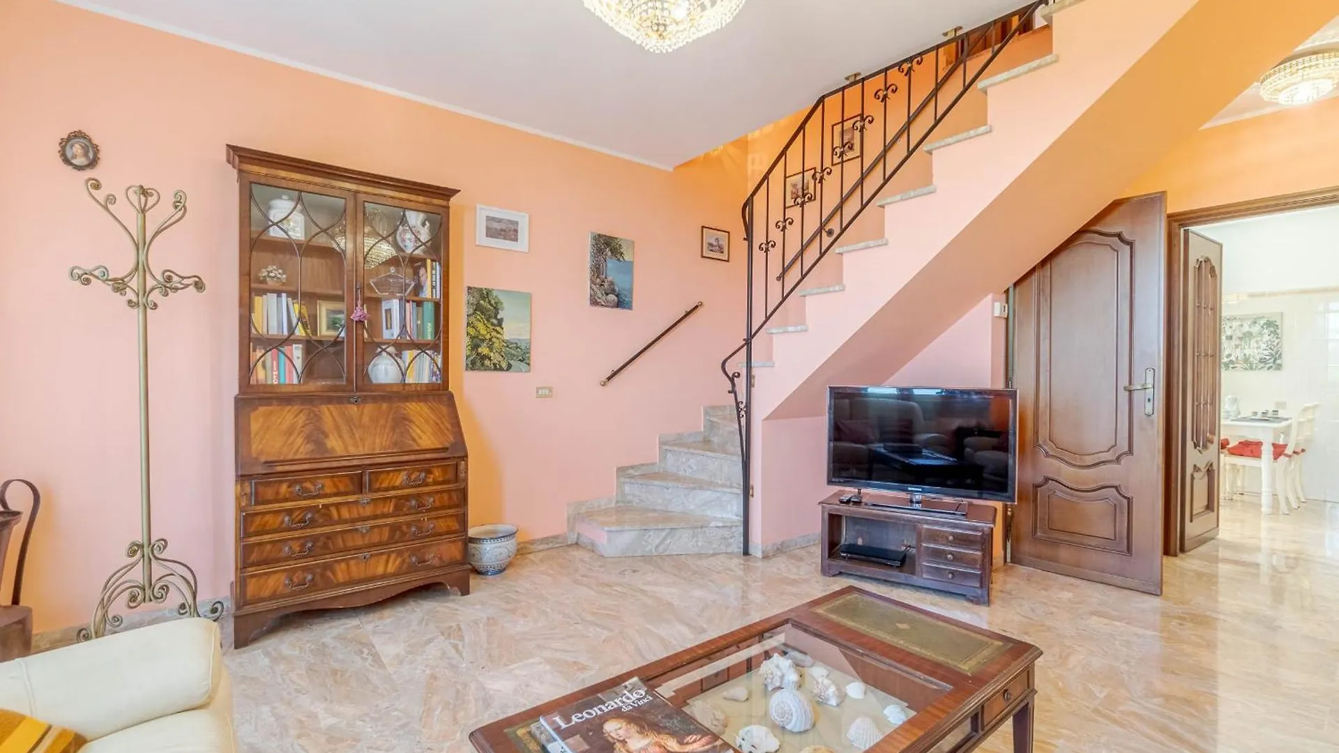 Colle Degli Ometti Vintage Chic Flat Apartment Genoa